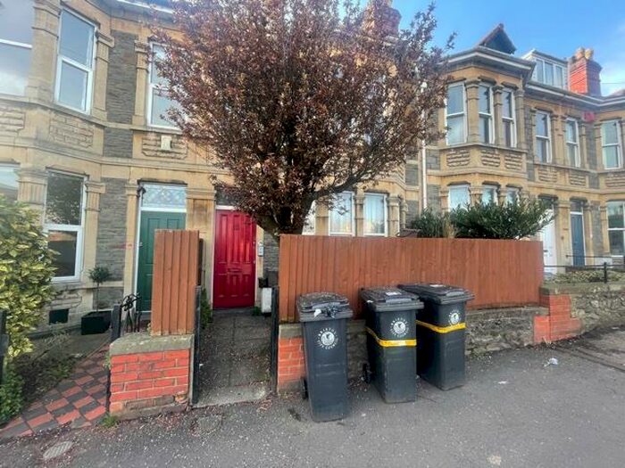 1 Bedroom Property To Rent In North View, Henleaze, BS6