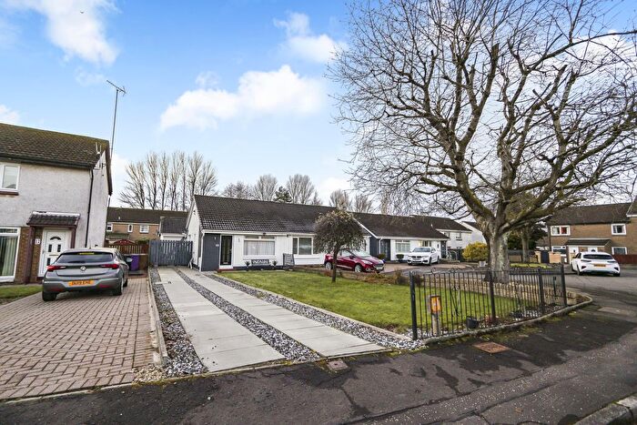 2 Bedroom Semi Detached Bungalow For Sale In Fairhaven Rd, G23