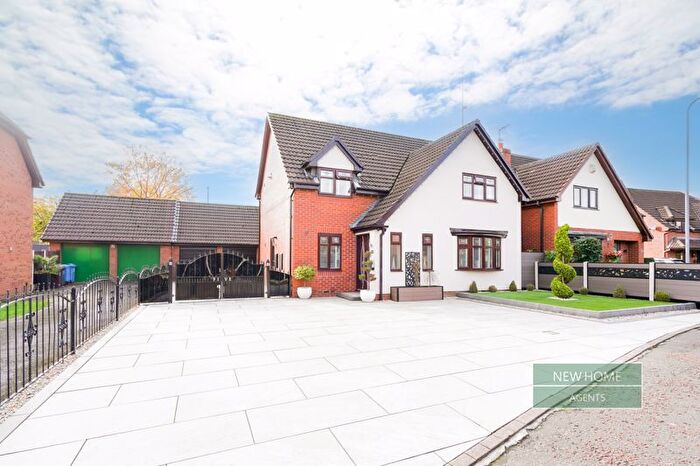 4 Bedroom Detached House For Sale In Redpoll Grove, Liverpool, L26
