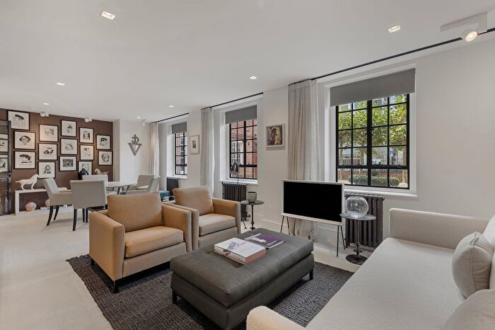4 Bedroom Flat For Sale In , Swan Court, Chelsea Manor Street, Chelsea, London, Rx, United Kingdom, SW3