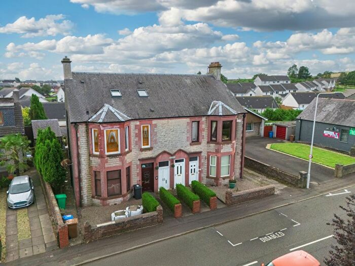 4 Bedroom Flat For Sale In Stenhouse Street, Cowdenbeath, KY4