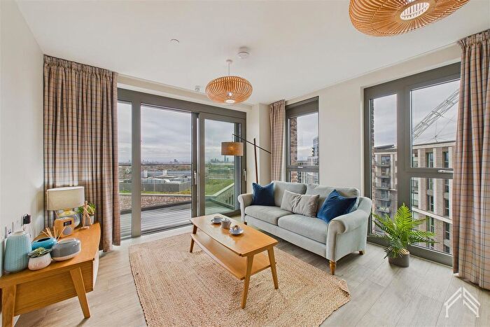 2 Bedroom Flat To Rent In Canada Gardens, Wembley Park, HA9