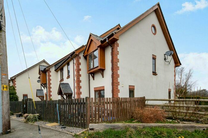 5 Bedroom Semi-Detached House For Sale In Adfa, Newtown, Newtown, SY16