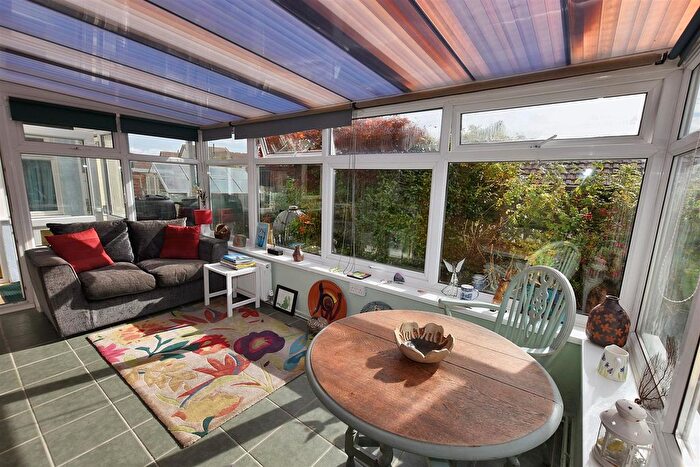 2 Bedroom Semi Detached Bungalow For Sale In Trevince Parc, Carharrack, TR16