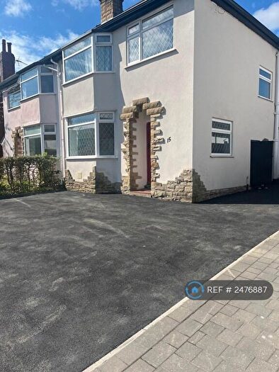 3 Bedroom Semi-Detached House To Rent In Gainsborough Drive, Leeds, LS16