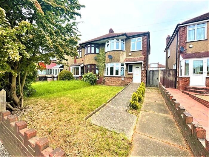 3 Bedroom Semi-Detached House To Rent In East Rochester Way, Sidcup, Kent, DA15