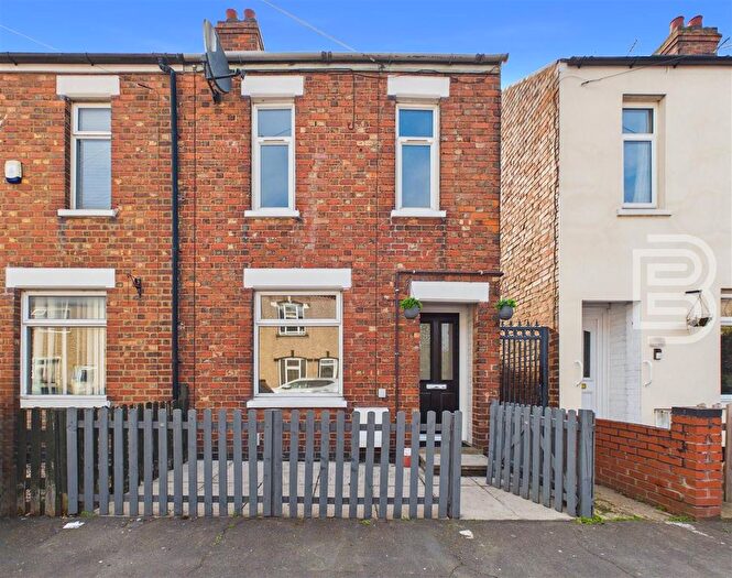 3 Bedroom End Terrace House For Sale In Jubilee Street, Rugby, CV21