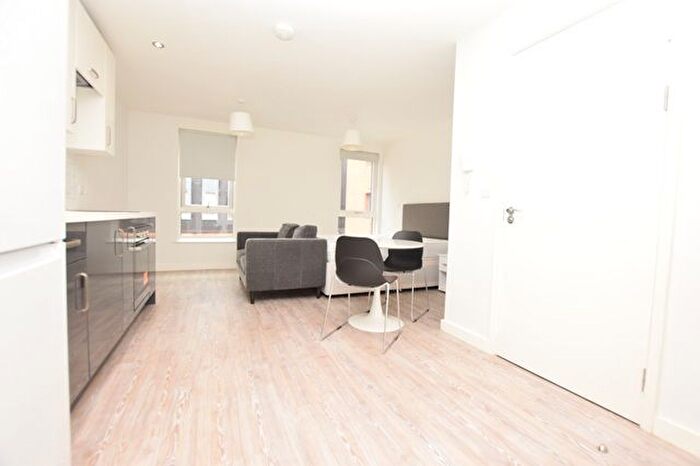 Studio To Rent In Acorn Street, Sheffield, S3