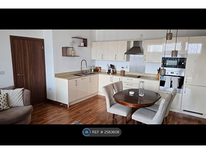 1 Bedroom Flat To Rent In Telcon Way, London, SE10