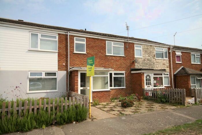 3 Bedroom House To Rent In Oak Road, Sittingbourne, ME10