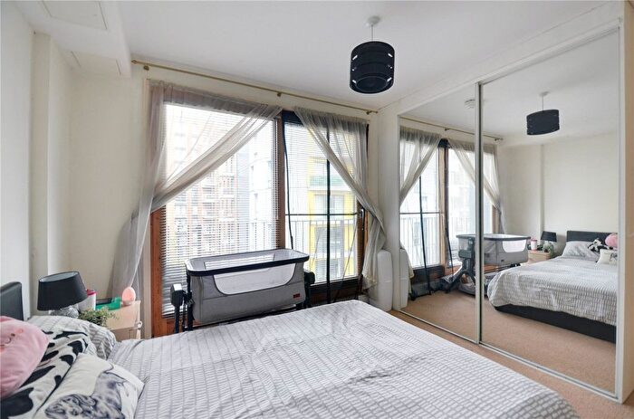 1 Bedroom Flat For Sale In Chatham Place, Reading, Berkshire, RG1
