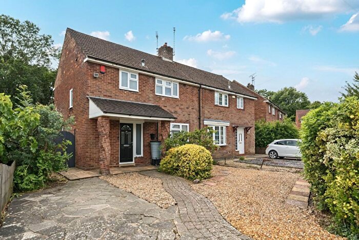 3 Bedroom Semi-Detached House For Sale In Ampfield Close, Havant, PO9