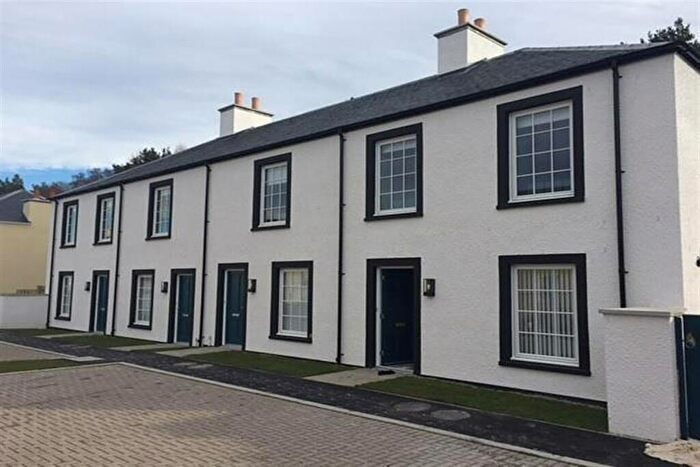 3 Bedroom Semi-Detached House To Rent In St Columba's Way, Tornagrain, IV2