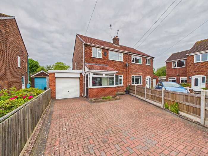 3 Bedroom Semi-Detached House For Sale In Maydor Avenue, Saltney Ferry, CH4