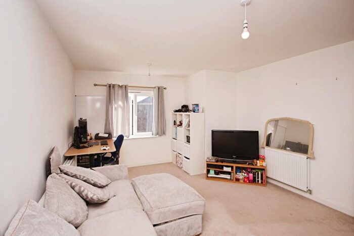 1 Bedroom Flat For Sale In George Holmes Way, Scholars Chase, Bristol, BS16