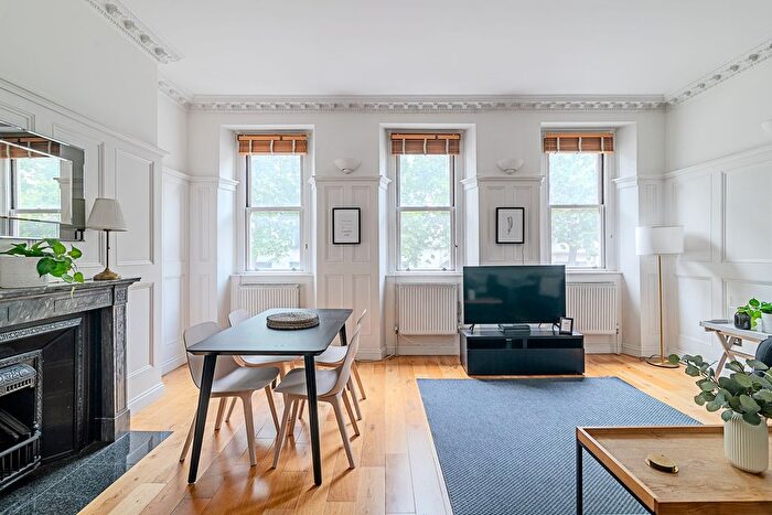 2 Bedroom Flat For Sale In Strand, Covent Garden, WC2R