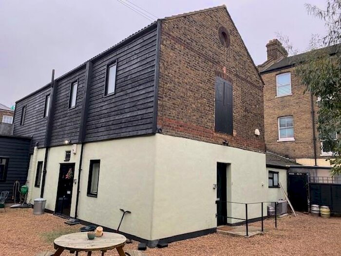 2 Bedroom Apartment To Rent In The Courtyard, A Manor Road, DA12