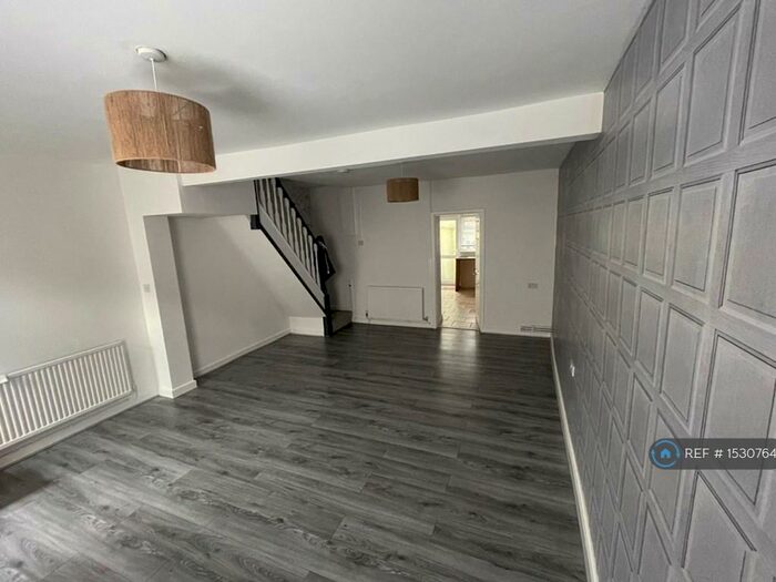 3 Bedroom Terraced House To Rent In Thomas Street, Aberfan, Merthyr Tydfil, CF48