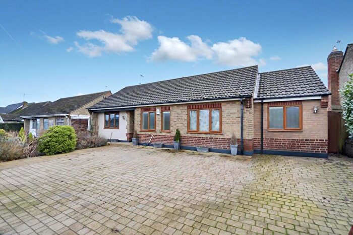 2 Bedroom Detached Bungalow For Sale In Iveshead Road, Shepshed, LE12