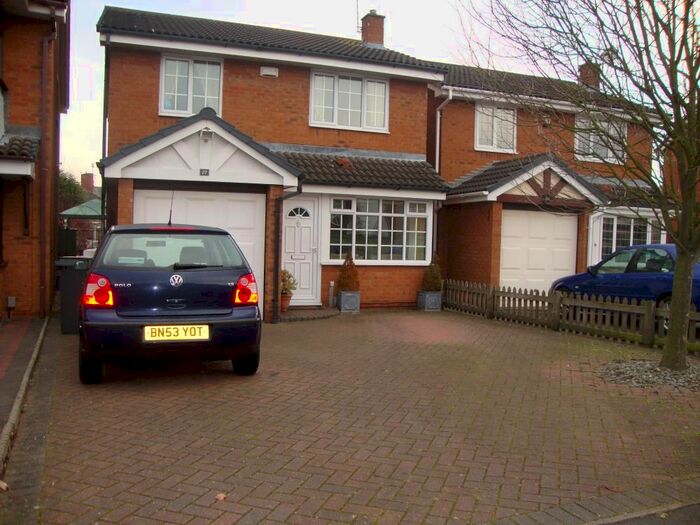 3 Bedroom Detached House To Rent In Tewkesbury Drive, Bedworth, Warwickshire, CV12