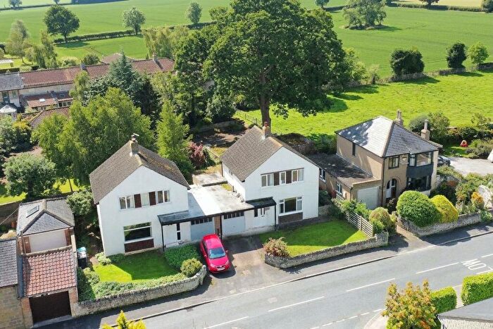 3 Bedroom Link Detached House For Sale In Station Lane, Burton Leonard, HG3