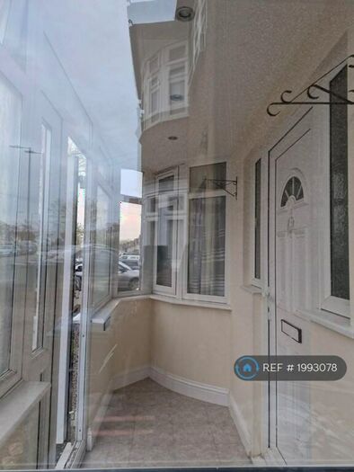 3 Bedroom Semi-Detached House To Rent In Kenmore Avenue, Harrow, HA3