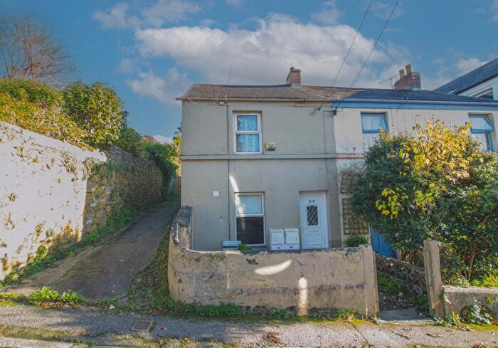 1 Bedroom Flat To Rent In Flat, Castle Street, Bodmin, Cornwall, PL31