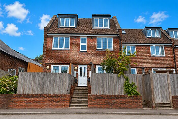 2 Bedroom Flat To Rent In Cranbrook, TN18