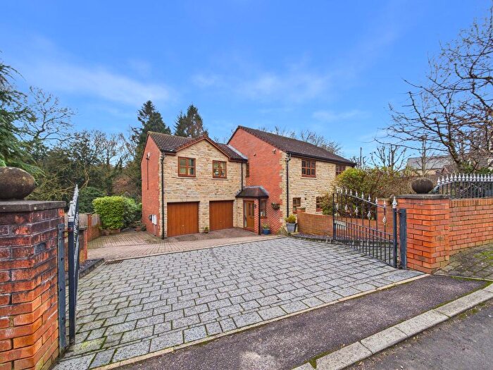 4 Bedroom Detached House For Sale In Bracken Hill, Ackworth, Pontefract, WF7