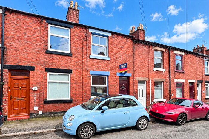 2 Bedroom Terraced House For Sale In Grosvenor Street, Leek, ST13