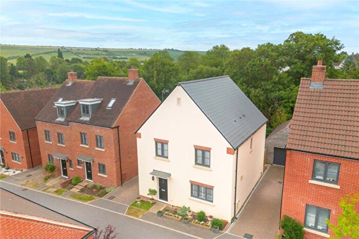 4 Bedroom Detached House For Sale In Strawberry Fields, Easterton, Devizes, Wiltshire, SN10
