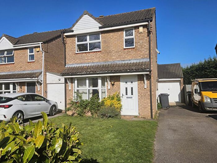 3 Bedroom House To Rent In Robin Close, Sleaford, NG34