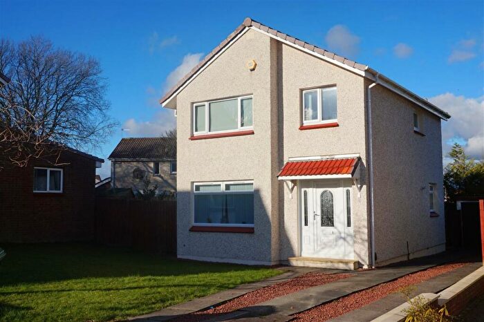 3 Bedroom Detached House To Rent In Kirtle Place, Gardenhall, East Kilbride, G75