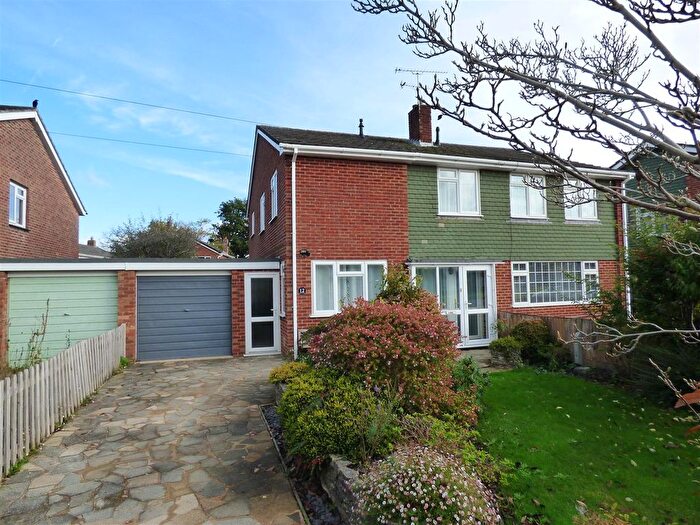 3 Bedroom Semi-Detached House To Rent In Testbourne Avenue, Totton, SO40