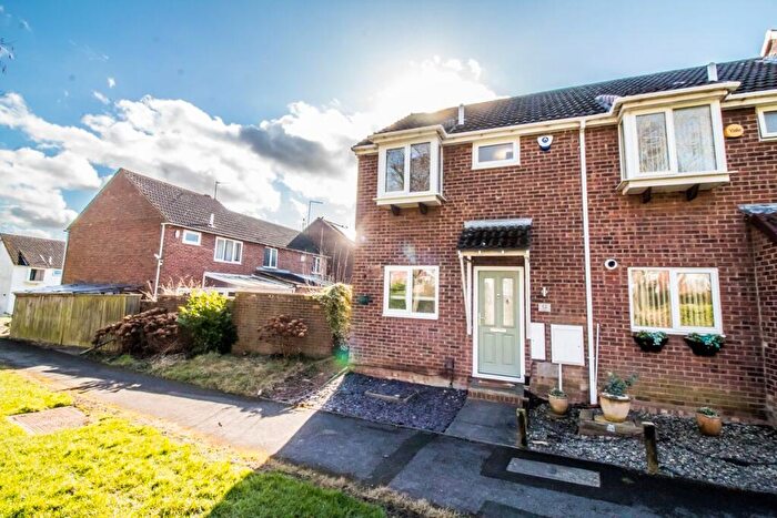 2 Bedroom Terraced House For Sale In Featherstone, Oxclose, Washington, NE38