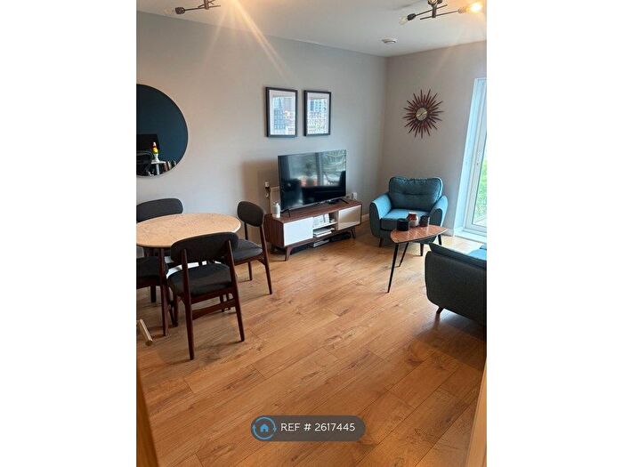 1 Bedroom Flat To Rent In River Heights, London, E15
