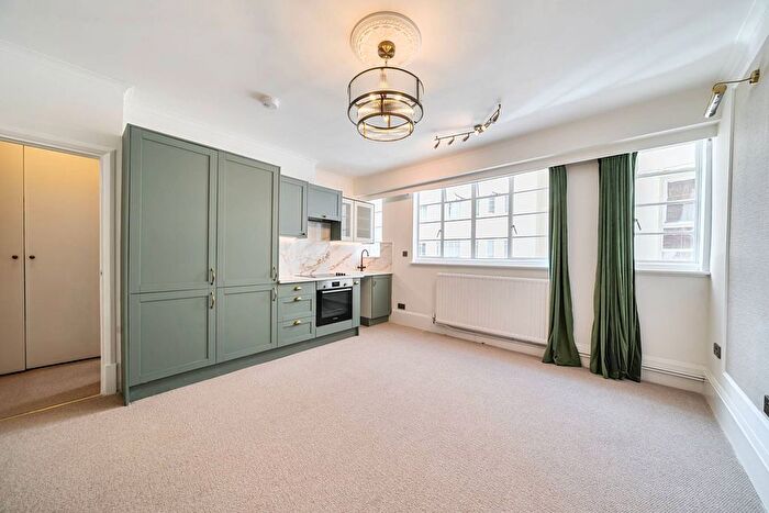 1 Bedroom Flat To Rent In Sloane Avenue Mansions, Chelsea, London, SW3