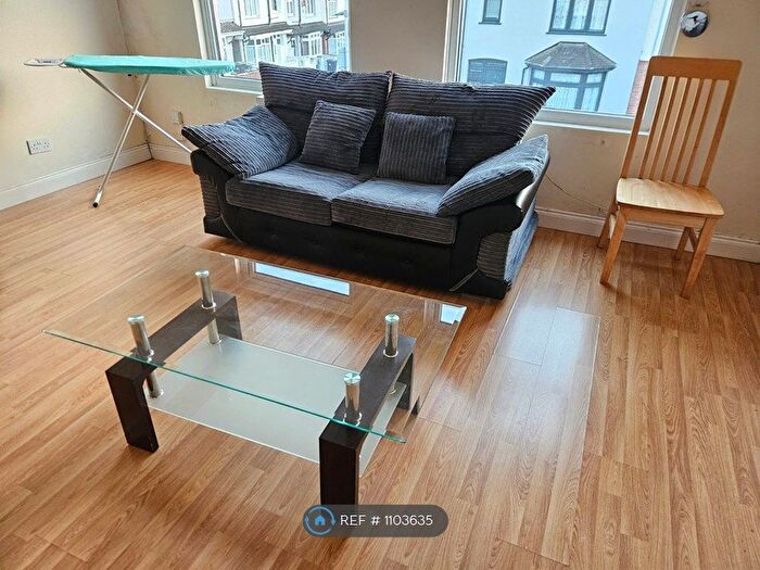 1 Bedroom Flat To Rent In Denbigh Road, Luton, LU3