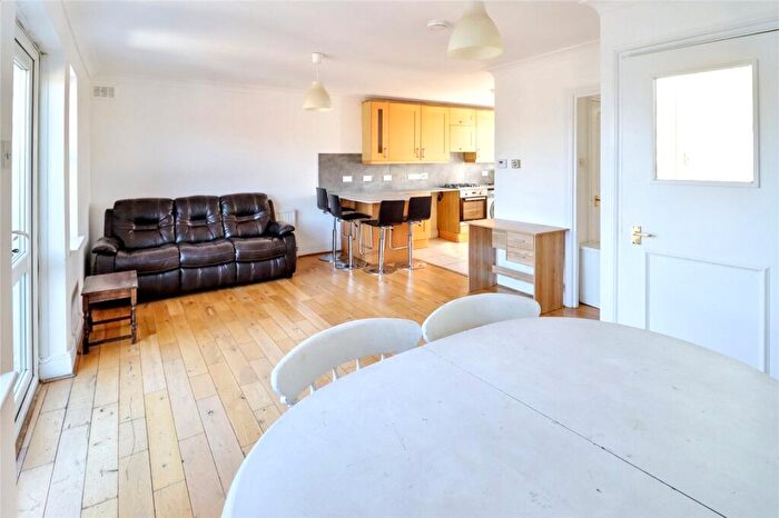 3 Bedroom Apartment To Rent In Royal College Street, Camden, London, NW1
