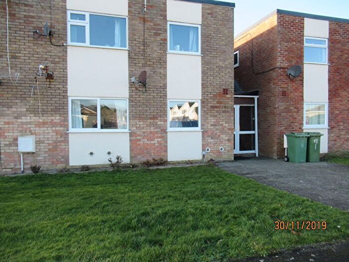 2 Bedroom Flat To Rent In Ty Arfon, Tywyn, LL36