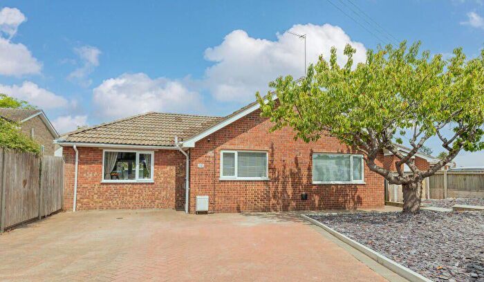 4 Bedroom Bungalow For Sale In Ranworth Close, Belton, NR31