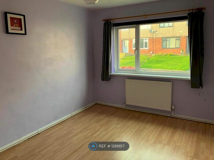 2 Bedroom Maisonette To Rent In Bryn Owain, Caerphilly, CF83