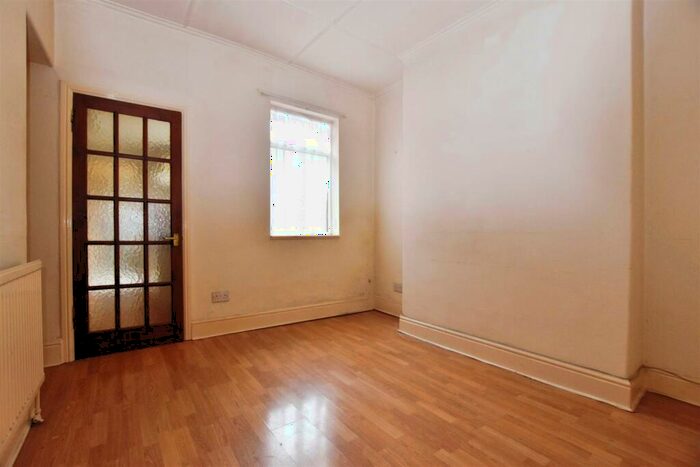 2 Bedroom Terraced House For Sale In Belvoir Street, Hull, HU5