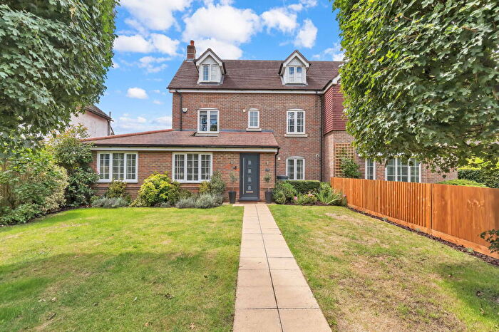 5 Bedroom Semi Detached House For Sale In Reed Close, Hassocks, BN6