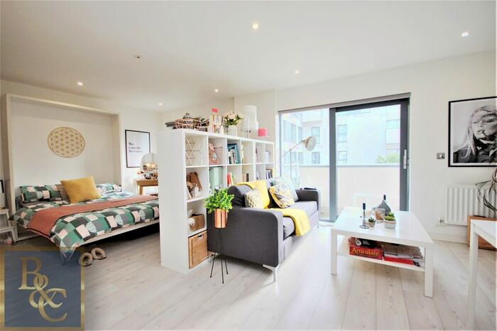 Studio To Rent In Oval Road, London, NW1