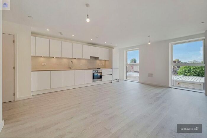 1 Bedroom Flat To Rent In Garraway Apartments, Acton, W3