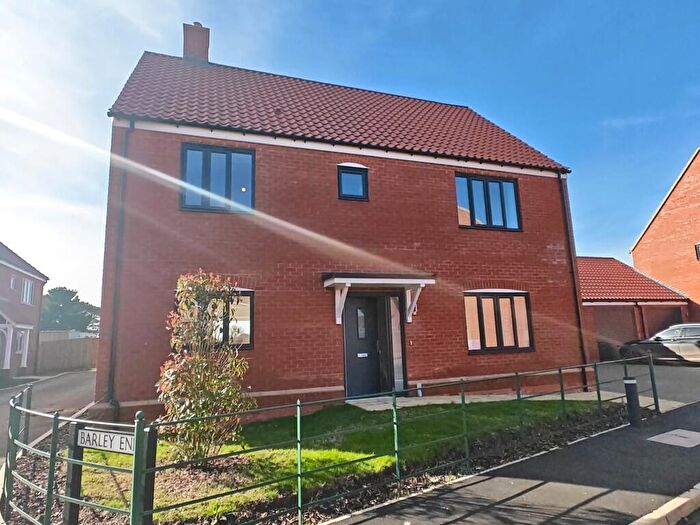 4 Bedroom Link Detached House To Rent In Barley End, Docking, King's Lynn, PE31