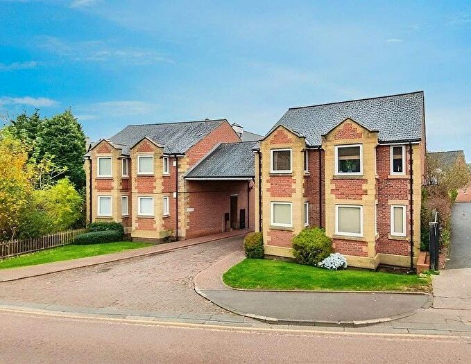 2 Bedroom Apartment For Sale In Wellway Court, Morpeth, NE61