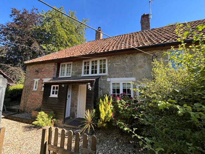 2 Bedroom Cottage To Rent In East Knoyle, Salisbury, SP3