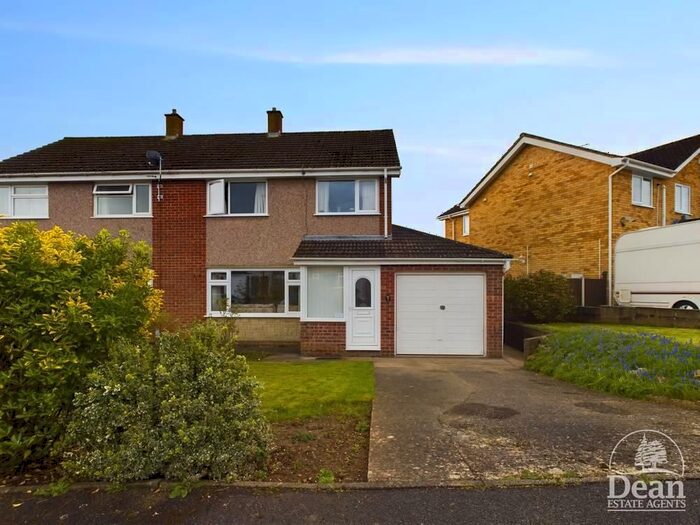 3 Bedroom Semi-Detached House For Sale In Temple Close, Lydney, GL15